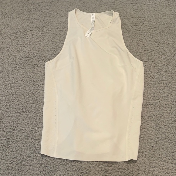 Lululemon Lightweight Stretch Running Tank Top *Airflow size 2. - Picture 1 of 9